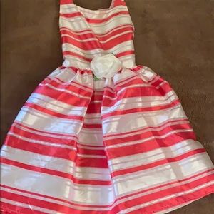 Beautiful little girls dress!!!